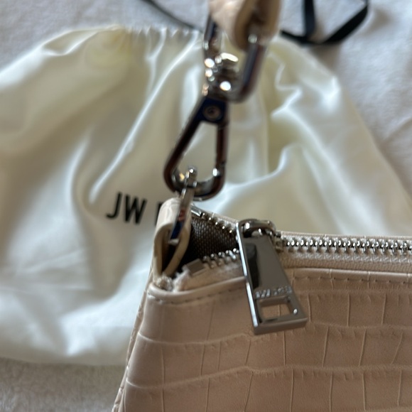 JW PEI Women's Eva Shoulder Handbag w/ dust bag - Picture 2 of 10